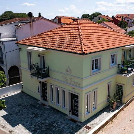 Villa Tamara Biograd Na Moru Bagian luar foto